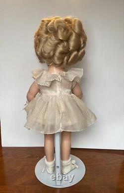 16 Shirley Temple composition doll by Ideal 1934-1939. All Original