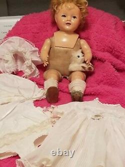 1930s Ideal Shirley Temple Baby 16 Flirty eyes light blonde mohair wig