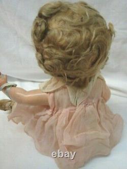 1930s VINTAGE ALL ORIGINAL IDEAL 18 COMPOSITION SHIRLEY TEMPLE DOLL WITH BUTTON