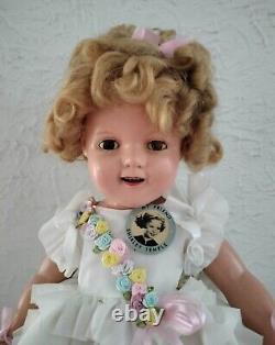 1934 SHIRLEY TEMPLE COMPOSITION DOLL & SLEEP EYES Large size 22 inches