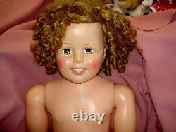 35 Ideal, 1957 vinyl, SHIRLEY TEMPLE doll TWIST WRISTS withoutfit needs stringing