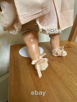 Antique Composition Doll 1930'. 18 inch