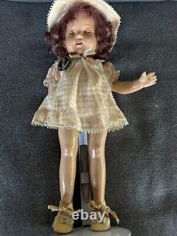 Antique composition 15Shirley Temple doll No Marked