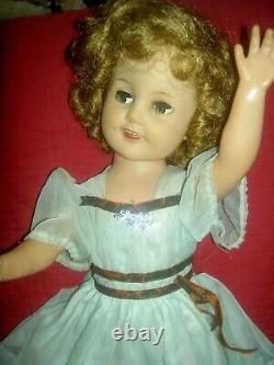 Beautiful 19 tall, signed IDEAL 1957 vinyl flirty SHIRLEY TEMPLE doll original