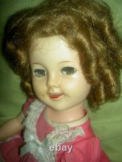 Beautiful 19 tall, signed IDEAL 1957 vinyl flirty SHIRLEY TEMPLE doll original