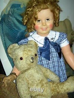 Lovely 35 sgnd. Ideal, 1957 vinyl SHIRLEY TEMPLE doll TWIST WRISTS PlayPal size