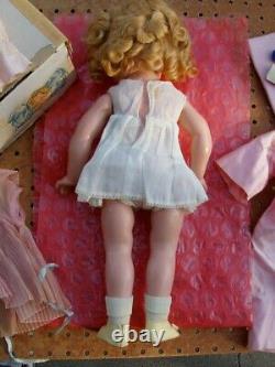 SHIRLEY TEMPLE 18 IDEAL COMPOSTITION DOLL with ORIGINAL BOX + 1 ORIGINAL DRESS