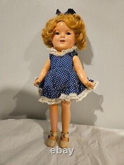 Shirley Temple 1930's dolls collection with original accessories