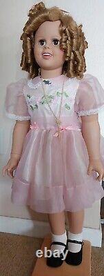 Shirley Temple 35 Playpal By Danbury Mint all Original and 5 outfits