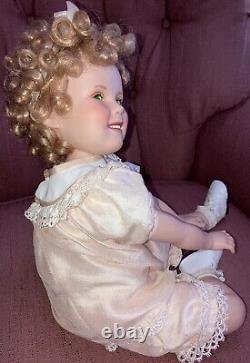 Shirley Temple Porcelain Doll withOriginal Box & Uranium Green Eyes