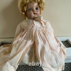 VTg Madame Alexander Doll Cryer Baby Doll Composition Face 21 Baby Genius G40
