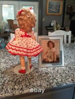 Vintage 1930s shirley temple doll