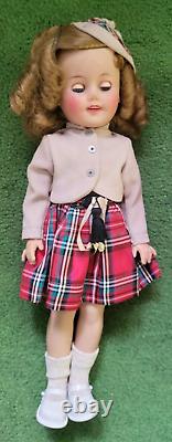 Vintage IDEAL SHIRLEY TEMPLE 15 DOLL Wee Willie Winkie 1950s No. 1400
