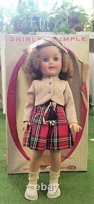 Vintage IDEAL SHIRLEY TEMPLE 15 DOLL Wee Willie Winkie 1950s No. 1400