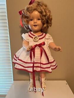 Vintage Ideal 1934 20 original Shirley Temple Comp Doll. A Real Beauty