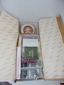 Vintage Shirley Temple Doll Little Caroler 18 Porcelain In Original Box NIB