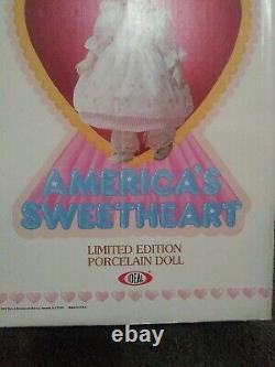 Vintage Shirley Temple Limited Edition Porcelain Doll Ideal 16 1982 with box