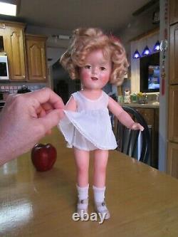 Vintage Shirley Temple composition doll, extra romper, pin, 16 AS-IS