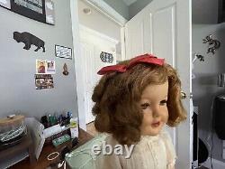 Vintage ideal shirley temple doll 1950s With stand and case