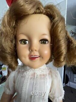 Vintage ideal shirley temple doll 1950s With stand and case