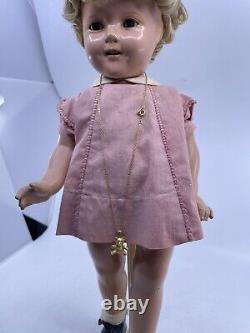 Vintage shirley temple doll 1930. 18in Tall R14