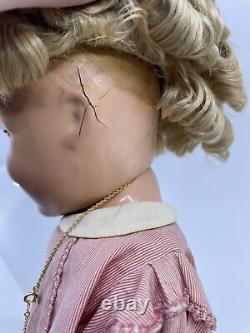 Vintage shirley temple doll 1930. 18in Tall R14